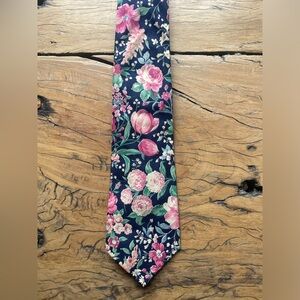 Vintage Tango Cotton Floral Men's Tie - New England Preppy Flowers on Navy